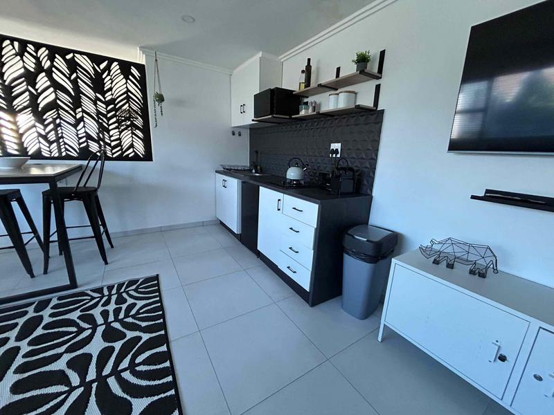 To Let 1 Bedroom Property for Rent in Bloubergstrand Western Cape